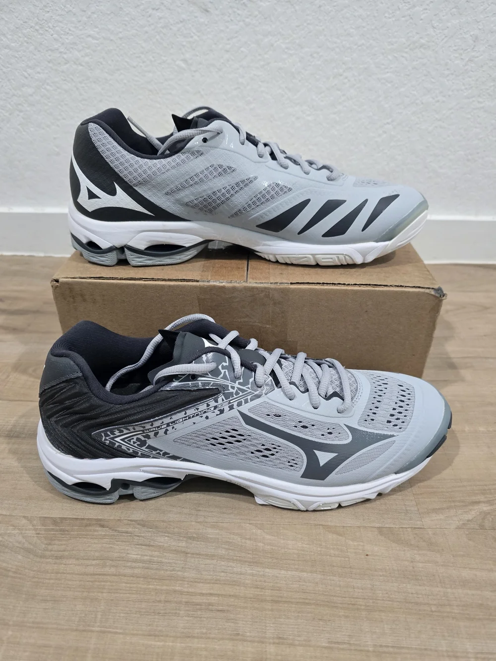 Mizuno Men's Wave Runner Athletic Sneakers in Light Gray and Dark Gray